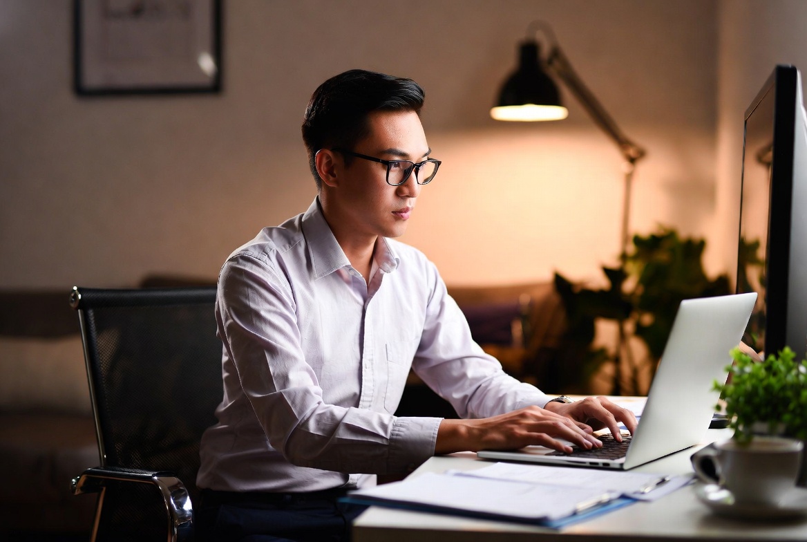 AI và Lao Động Tri Thức Việt Nam: 88% Dùng AI, Sinh Viên Cần Chuẩn Bị Gì?